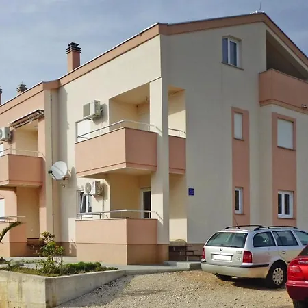 Studio-apartment In Only 200m From The Sea Apartment *
