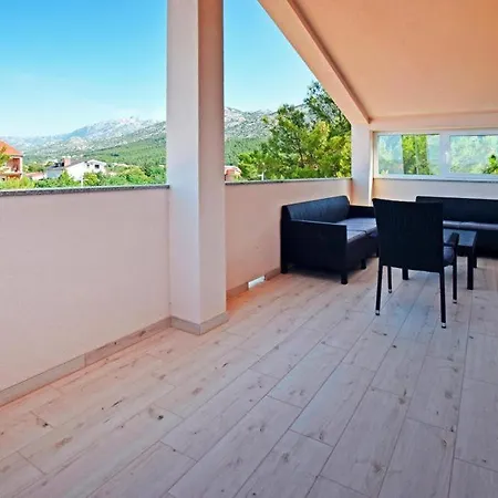 Apartment In Near Paklenica Park