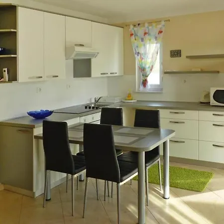 Apartment In Near Paklenica Park